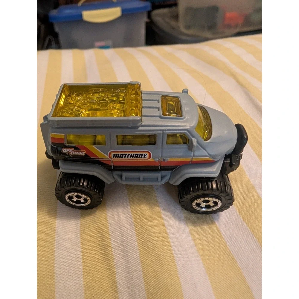 Matchbox Metal Vantom #114/125 Diecast 2016 - Netherlands Import MIP
